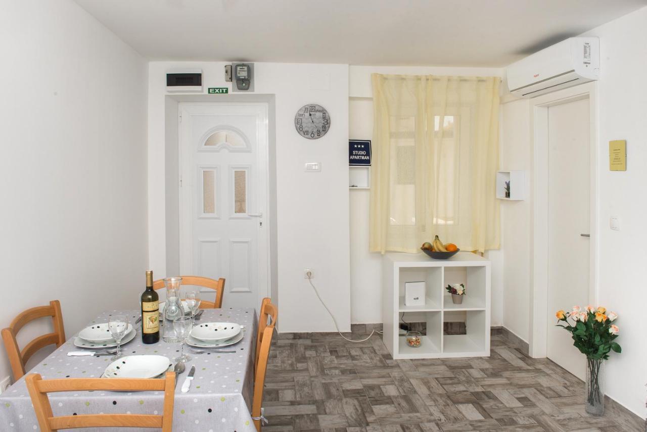 Studio Apartment Bilic Šibenik Exterior foto