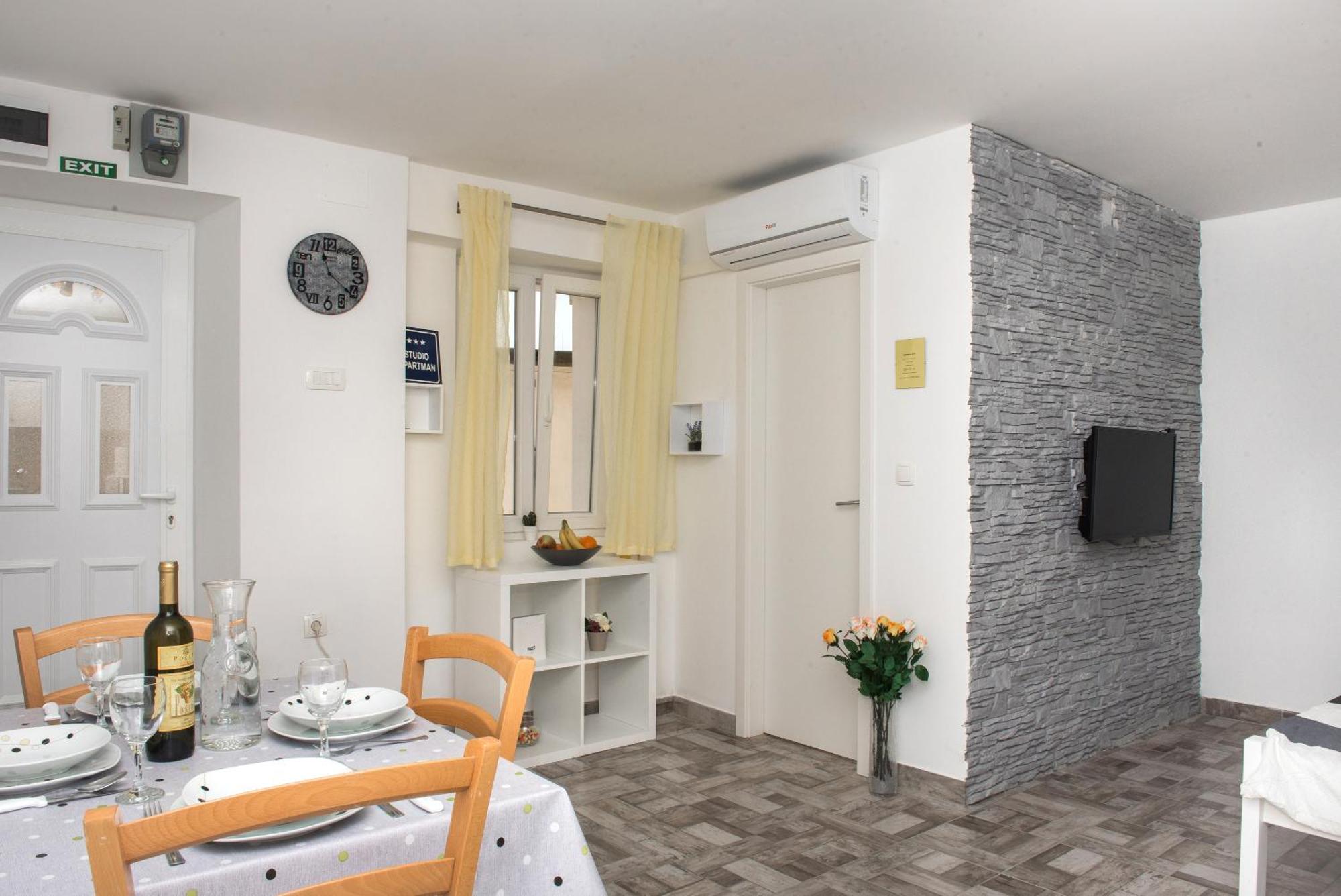 Studio Apartment Bilic Šibenik Exterior foto